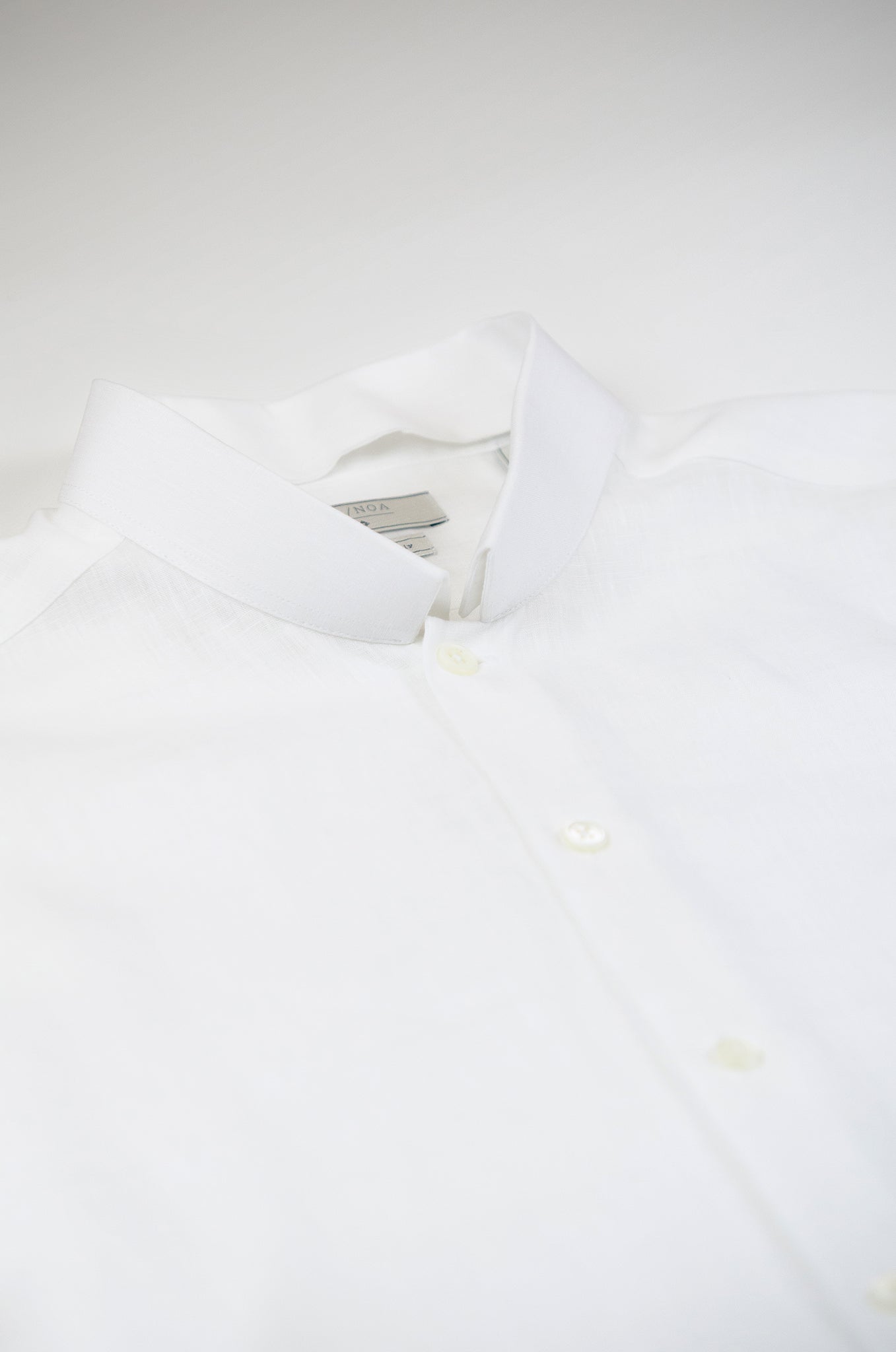 Conrad Golden Linen shirt (ice white)