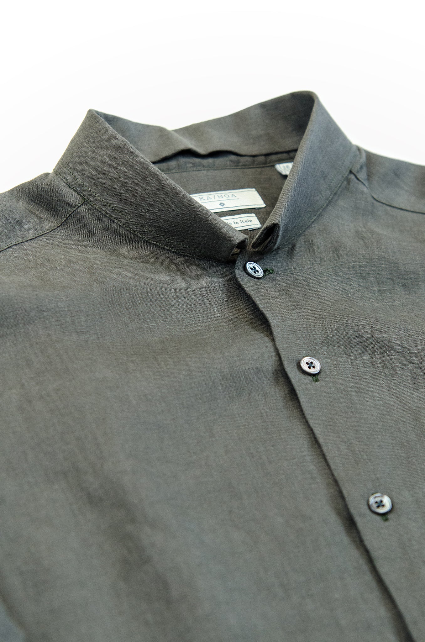 Conrad golden linen shirt (old green)