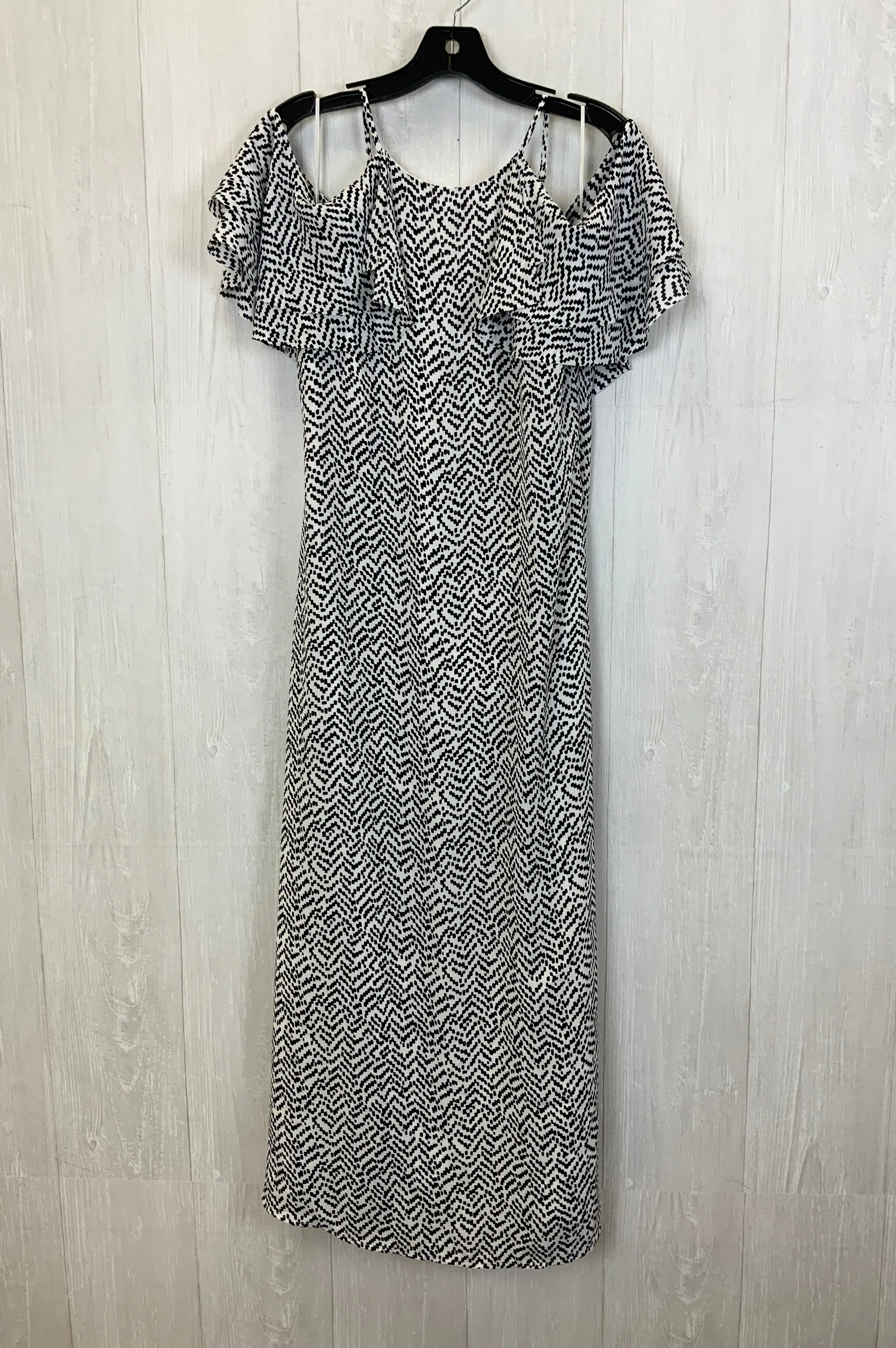 Dress Casual Maxi By Banana Republic  Size: S