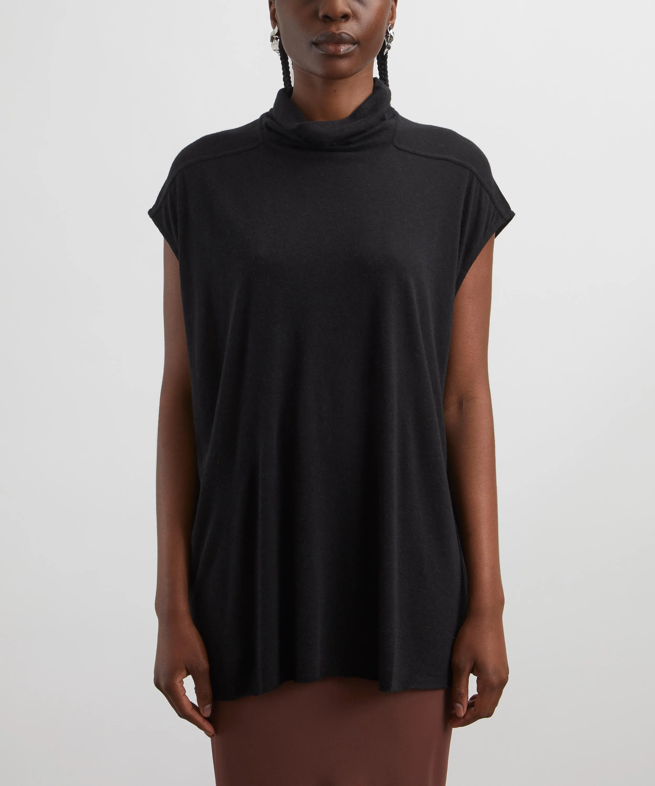 Edfu Sleeveless Turtleneck Top