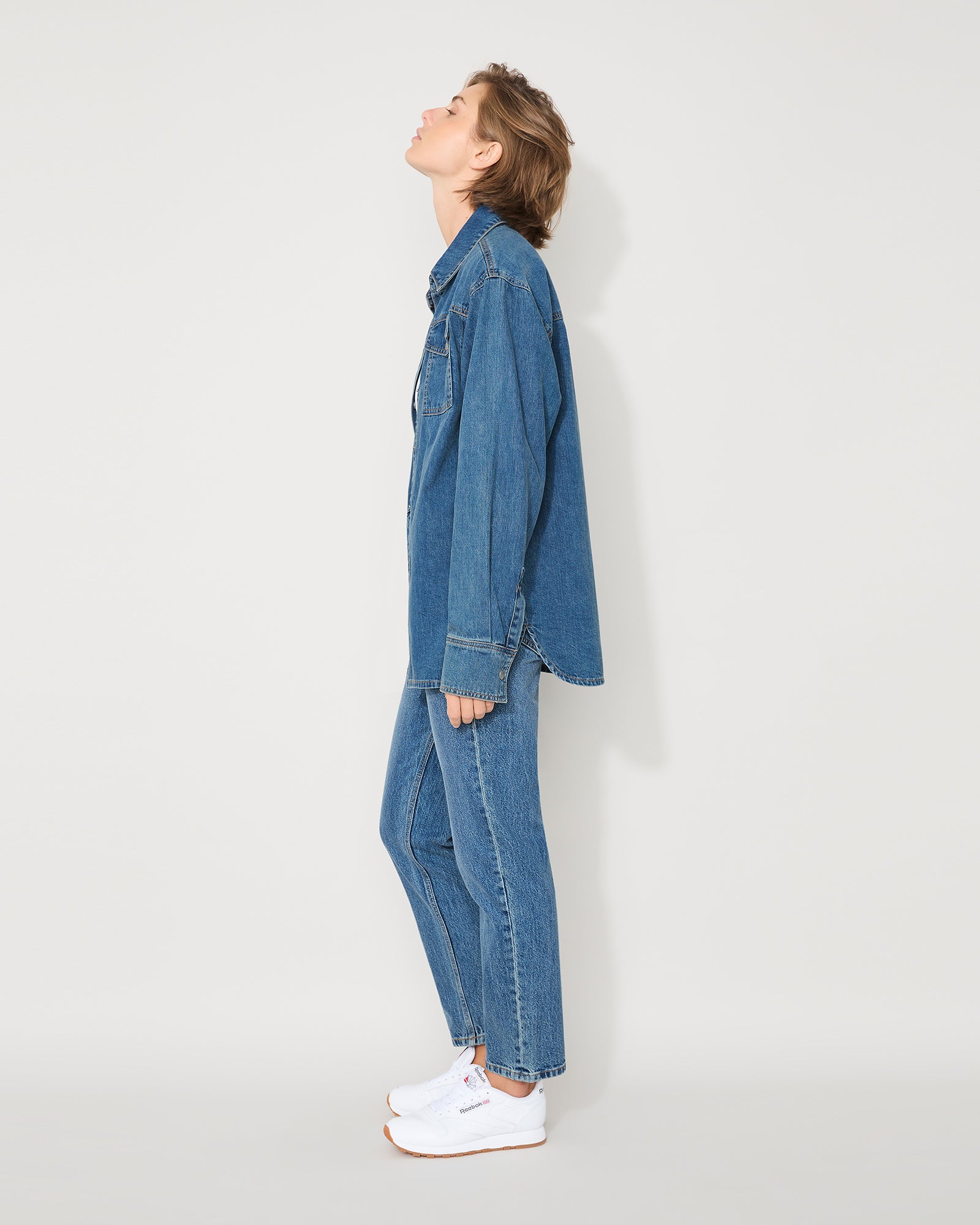 ESSENTIAL DENIM SHIRT - MID INDIGO