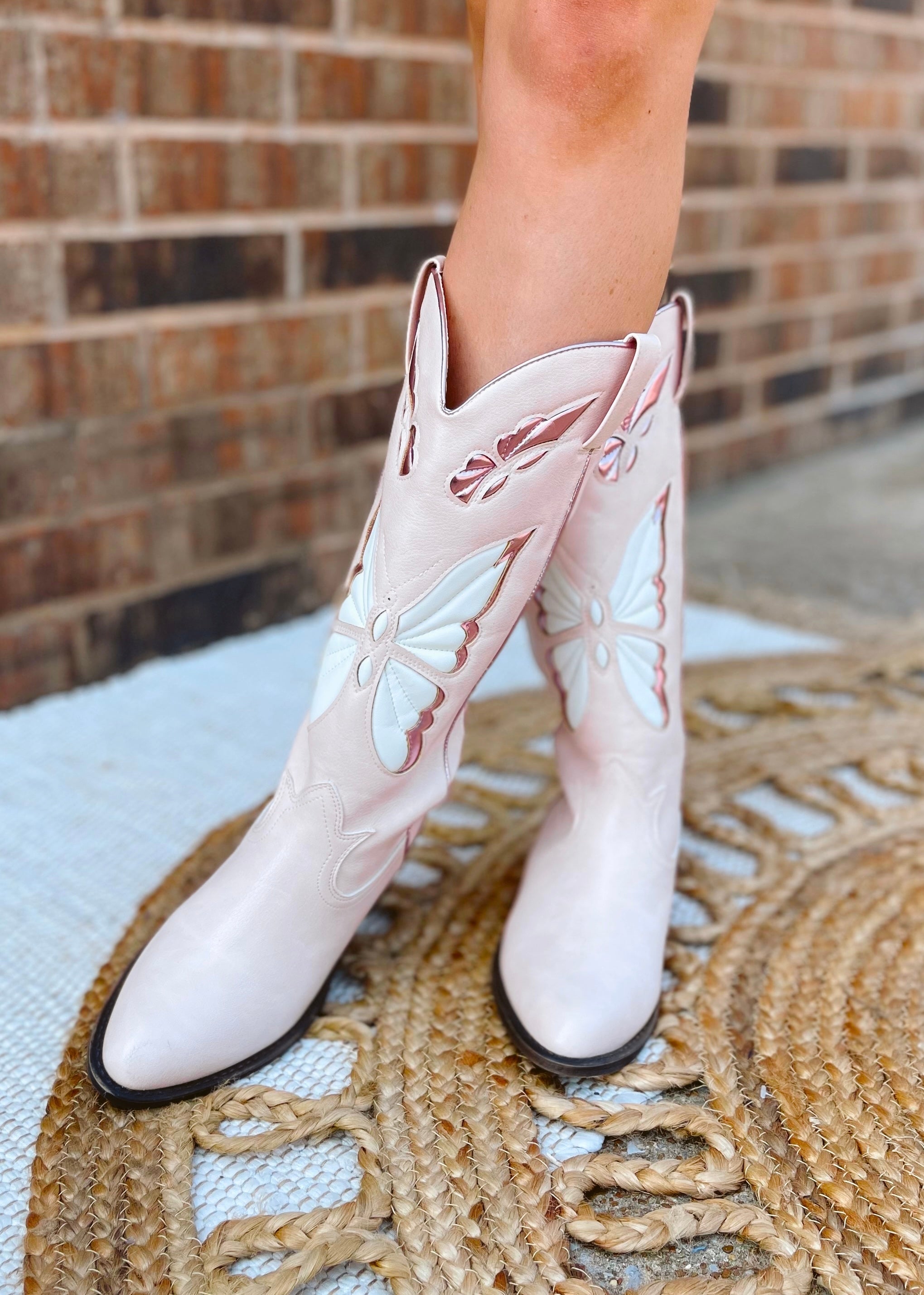 MATSSIE Mariposa Boot | pink